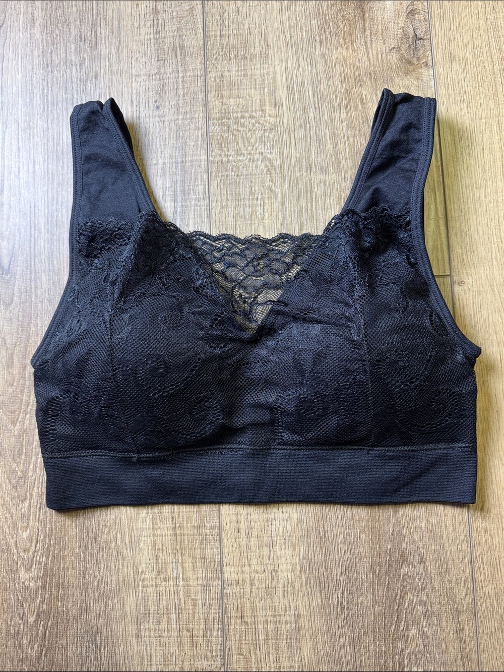 Wireless Lace V-Neck Bralette Bundle - Black & Beige - Picture 2 of 11